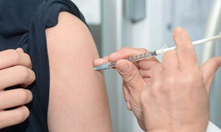Vaccinazione antinfluenzale, cosa dicono le prove scientifiche