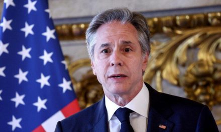 Antony Blinken si recherà settimana prossima a Pechino per ammonire la Cina