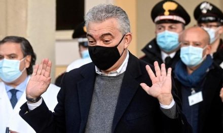 Arcuri indagato a Roma per peculato e abuso d’ufficio